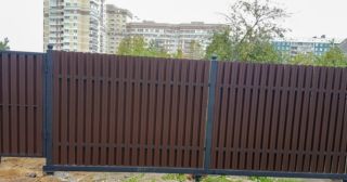 Купить распашные ворота из штакетника Балтийск, цена от 2727 руб.