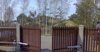 Купить распашные ворота из штакетника Балтийск, цена от 2727 руб.